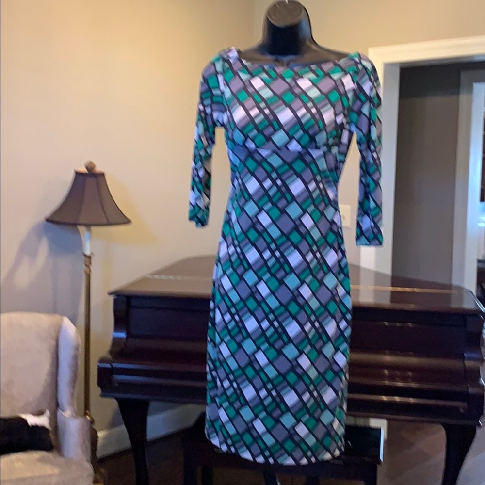Classic designer at a great price! Silk